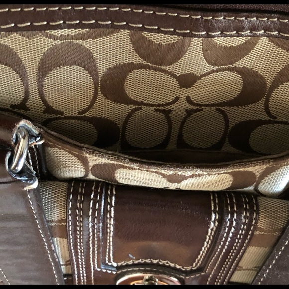 Coach Hampton signature satchel. Needs some TLC - Picture 4 of 15